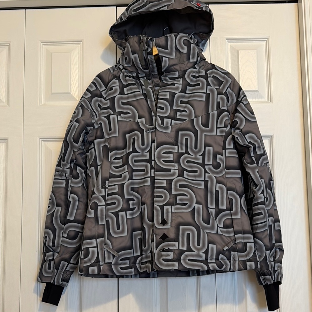 Stylish Ski/Snowboard Hooded Jacket